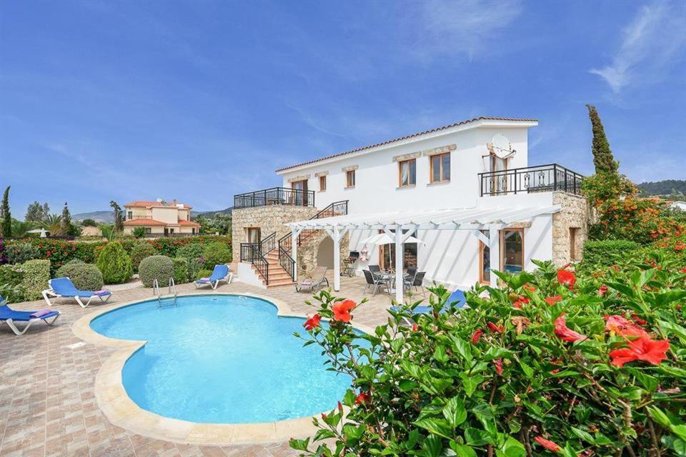Argaka Beachfront Villa Paphos Exterior foto